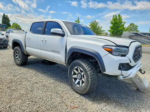 3TMCZ5AN1NM467054 — 2022 Toyota Tacoma, фото 4 с аукциона Copart 29.09.2026, Механические повреждения