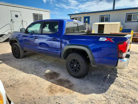 2023 Toyota Tacoma VIN 3TYAZ5CN1PT030683 фото 2