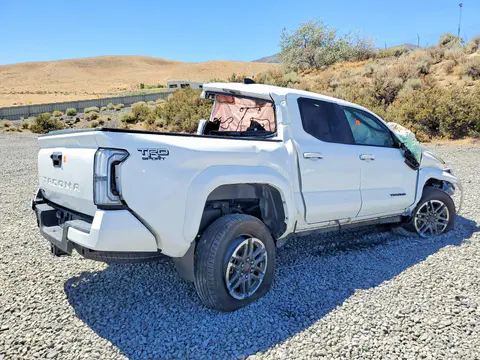 2024 Toyota Tacoma VIN 3TMLB5JN3RM079155 фото 3