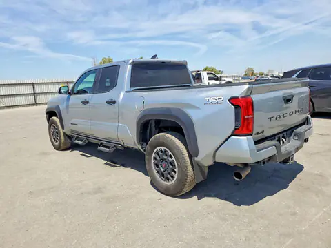 2024 Toyota Tacoma VIN 3TMLB5JN4RM015934 фото 2