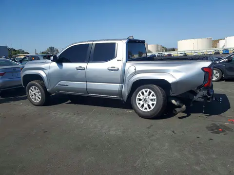 2025 Toyota Tacoma VIN 3TMLB5JN2SM173047 фото 2