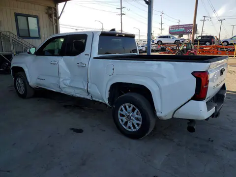 2025 Toyota Tacoma VIN 3TMLB5JN7SM110705 фото 2