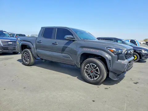 2025 Toyota Tacoma VIN 3TMLB5JN8SM175370 фото 4