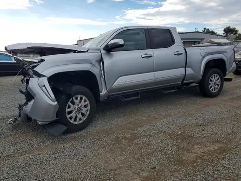 3TMKB5FN7SM039042 — 2025 Toyota Tacoma, Передняя часть (Front End), фото до ремонта