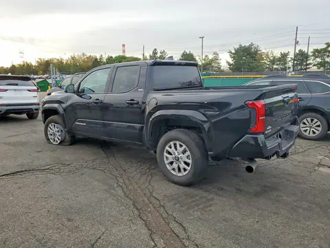 2025 Toyota Tacoma VIN 3TMLB5JN6SM124952 фото 2