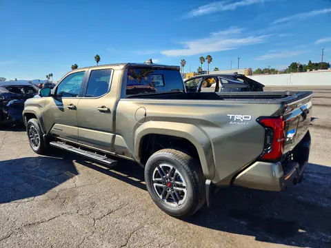 2025 Toyota Tacoma VIN 3TMLB5JN2SM200263 фото 2