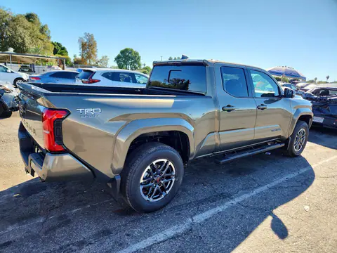 2025 Toyota Tacoma VIN 3TMLB5JN2SM200263 фото 3
