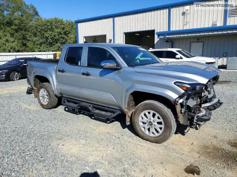 3TYKD5HN7ST028392 — 2025 Toyota Tacoma, фото 4 с аукциона Copart, Передняя часть