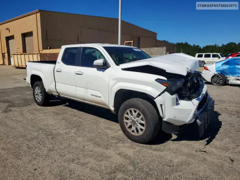 2026 Toyota Tacoma Sr5 VIN 3TMKB5FN0TM063975 фото 4