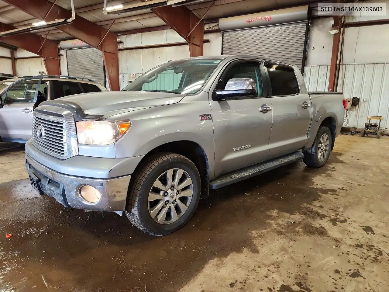 2010 Toyota Tundra Crewmax Limited VIN 5TFHW5F10AX139603 фото 1