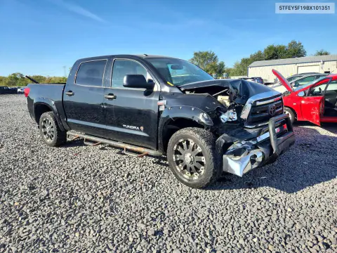 2011 Toyota Tundra Crewmax Sr5 VIN 5TFEY5F19BX101351 фото 4
