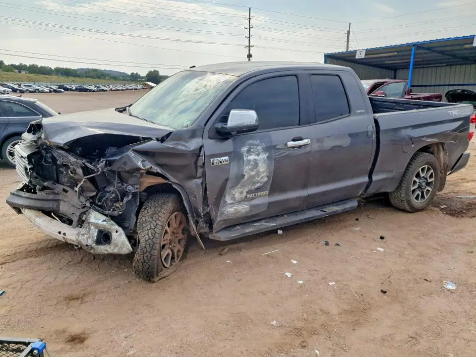5TFBW5F11GX563631 Toyota Tundra 2016 — повреждение Передняя часть, фото до ремонта