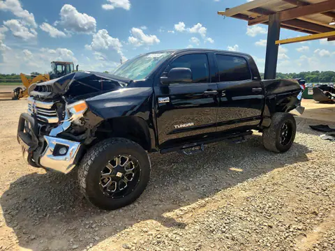 5TFDY5F12GX567433 — 2016 Toyota Tundra, Задняя часть (Rear End), фото до ремонта