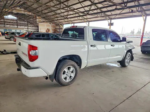 2016 Toyota Tundra VIN 5TFEW5F11GX211517 фото 3