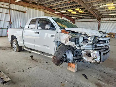 2017 Toyota Tundra VIN 5TFRY5F1XHX226546 фото 4