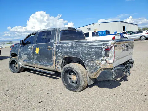2017 Toyota Tundra VIN 5TFDW5F16HX595100 фото 2