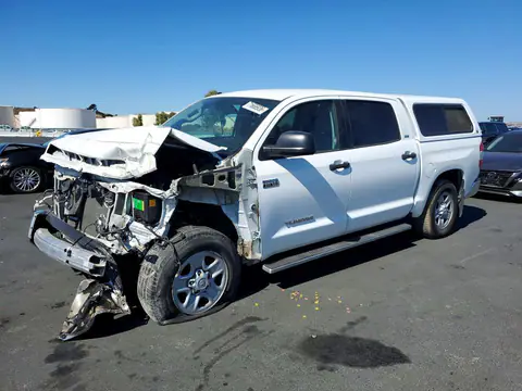 5TFEY5F14HX217369 — 2017 Toyota Tundra, Передняя часть (Front End), фото до ремонта