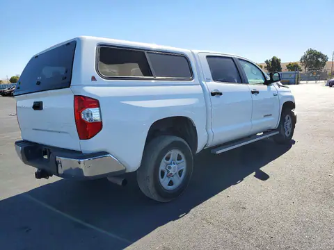 5TFEY5F14HX217369 — 2017 Toyota Tundra, фото 3 с аукциона Copart 14.10.2026, Передняя часть