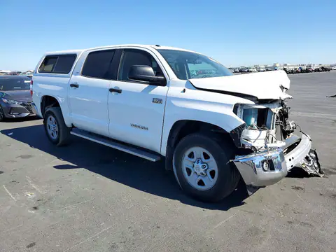 5TFEY5F14HX217369 — 2017 Toyota Tundra, фото 4 с аукциона Copart 14.10.2026, Передняя часть