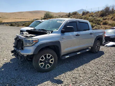 5TFDY5F19KX806842 — 2019 Toyota Tundra, Передняя часть (Front End), фото до ремонта