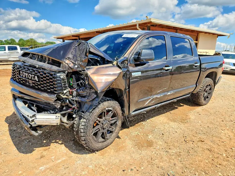 5TFAY5F19LX887975 Toyota Tundra 2020 — повреждение Передняя часть, фото до ремонта