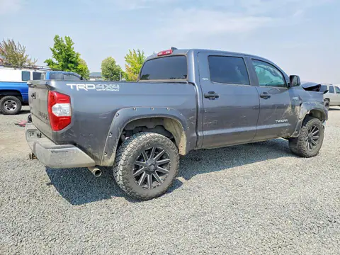 5TFDY5F15MX962394 — 2021 Toyota Tundra, фото 3 с аукциона Copart 29.09.2026, Передняя часть