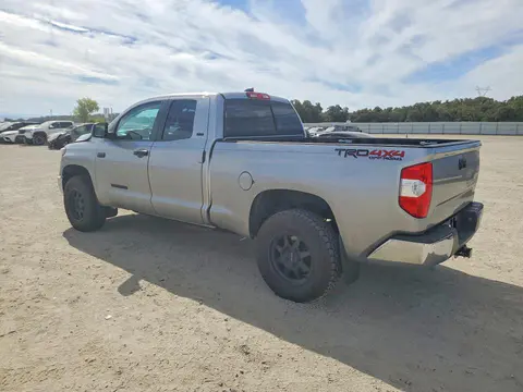 2021 Toyota Tundra VIN 5TFUY5F17MX005894 фото 2