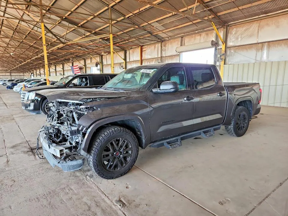 2023 Toyota Tundra VIN 5TFLA5DB5PX063633 фото 1
