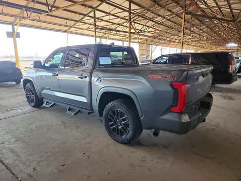 2023 Toyota Tundra VIN 5TFLA5DB5PX063633 фото 2