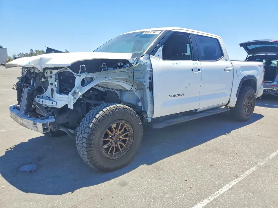 2023 Toyota Tundra VIN 5TFLA5DB4PX124180 фото 1