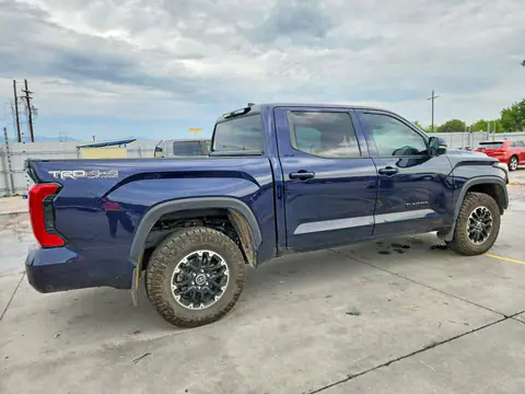 5TFLA5DB8RX217383 — 2024 Toyota Tundra, фото 3 с аукциона Copart 30.09.2026, Передняя часть