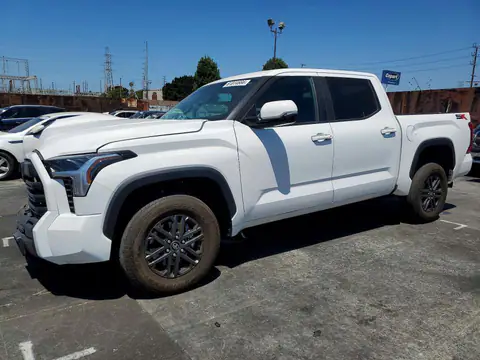5TFLA5DB5SX279815 — 2025 Toyota Tundra, Передняя часть (Front End), фото до ремонта