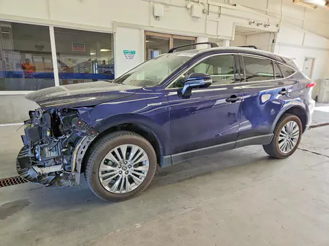 JTEAAAAH6MJ049839 — 2021 Toyota Venza, Передняя часть (Front End), фото до ремонта