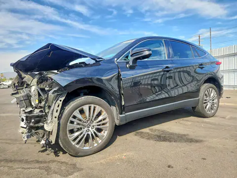 JTEAAAAH1RJ170026 — 2024 Toyota Venza, Передняя часть (Front End), фото до ремонта