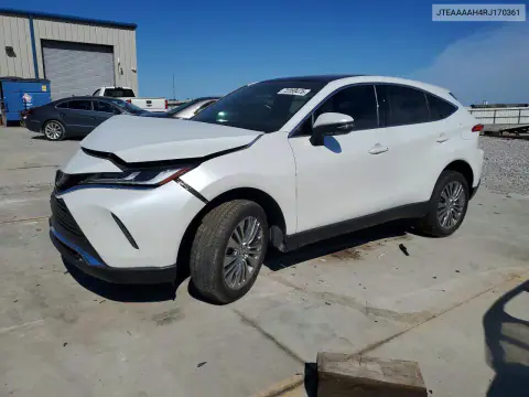 JTEAAAAH4RJ170361 — 2024 Toyota Venza, Передняя часть, фото до ремонта