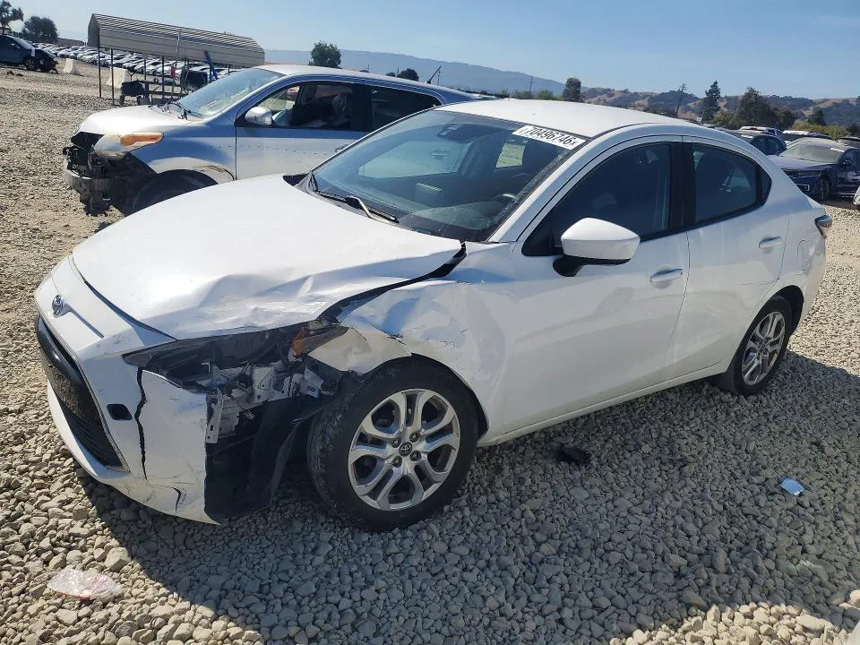 2017 Toyota YARIS IA VIN 3MYDLBYV2HY180119 фото 1