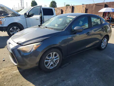 3MYDLBYV0HY163092 — 2017 Toyota Yaris IA, Передняя часть (Front End), фото до ремонта