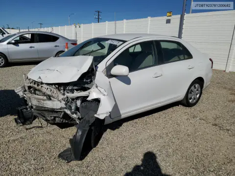 JTDBT923781200682 — 2008 Toyota Yaris, Передняя часть, фото до ремонта
