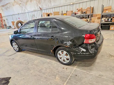 2008 Toyota Yaris Base VIN JTDBT923584018283 фото 2