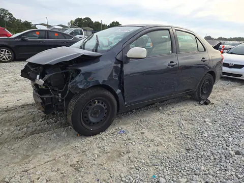 JTDBT923984040979 — 2008 Toyota Yaris, Передняя часть, фото до ремонта