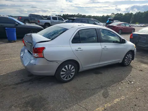 2010 Toyota Yaris Base VIN JTDBT4K35A4071588 фото 3