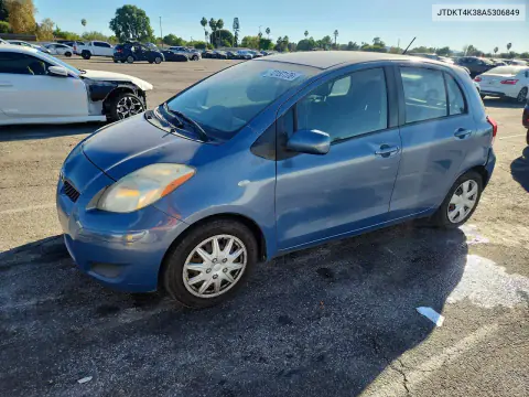 JTDKT4K38A5306849 — 2010 Toyota Yaris, Задняя часть, фото до ремонта