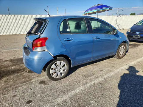 2010 Toyota Yaris Base VIN JTDKT4K38A5306849 фото 3