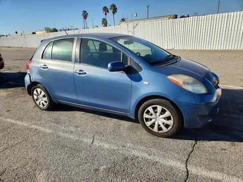 2010 Toyota Yaris Base VIN JTDKT4K38A5306849 фото 4
