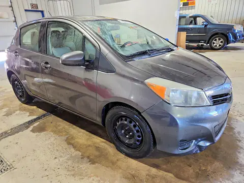 2014 Toyota Yaris 5-Door Le VIN JTDKTUD36ED575697 фото 4