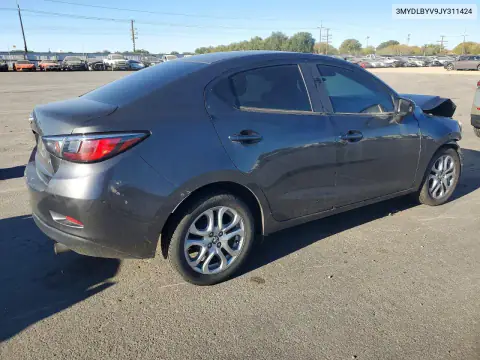 3MYDLBYV9JY311424 — 2018 Toyota Yaris, фото 3 с аукциона Copart, Передняя часть