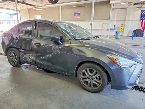 2019 Toyota Yaris VIN 3MYDLBYV1KY516799 фото 4