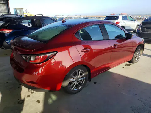 2019 Toyota Yaris VIN 3MYDLBYV7KY514443 фото 3