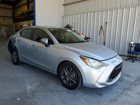 2020 Toyota Yaris VIN 3MYDLBYV5LY701973 фото 4