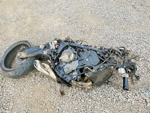 SMTL23UF5STBU2227 — 2025 Triumph Motorcycle Daytona, Повреждения со всех сторон (All Over), фото до ремонта